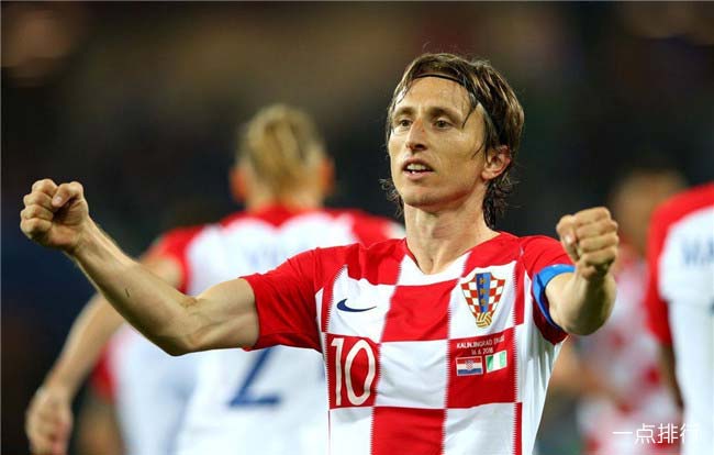 TA：阿森纳未积极推动冬窗出售球员；预计明夏将买断因卡皮耶