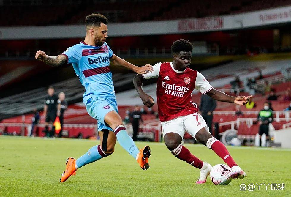 基耶萨的利物浦生涯进入倒计时；利物浦名宿质疑加科首发的能力；